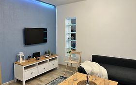 Apartament 500 Metrow Do Zamku